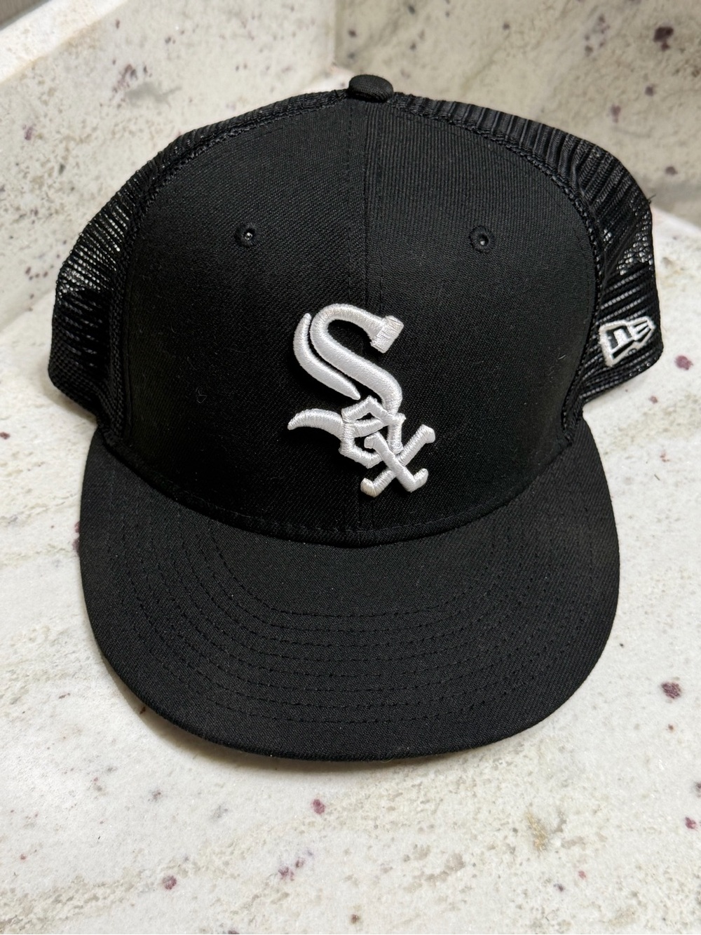 Chicago White Sox Black Trucker Hat